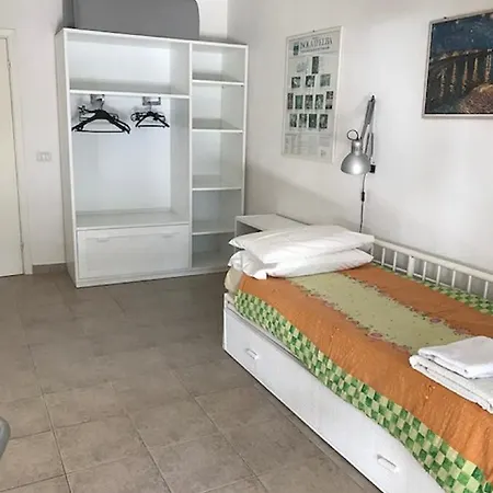 Ponente * מרינה די קמפו